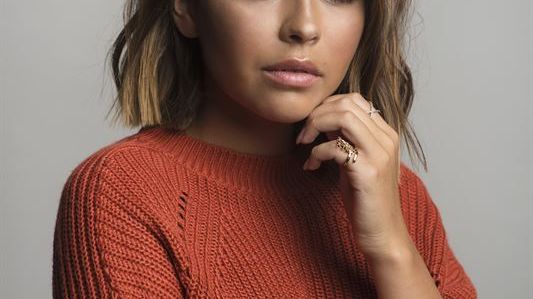 Nicole Falciani har skrivit en bok om sina upplevelser av att leva med reumatism