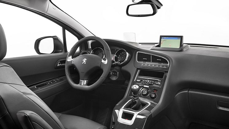 Nya generationen Peugeot 5008_interiör