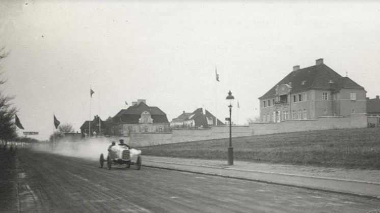 image004.jpg