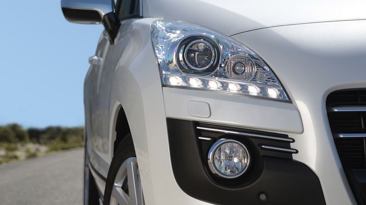 Peugeot 3008 HYbrid4