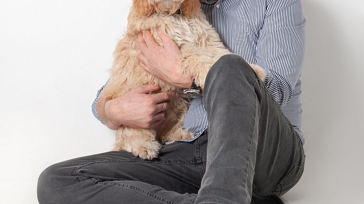 Wird neuer Franchisepartner der Fressnapf-Gruppe: Jürgen Grohs mit seinem Hund (Foto: privat)