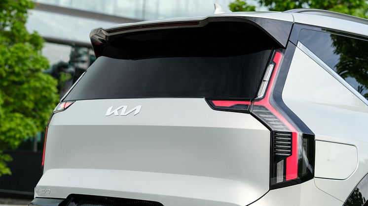 KIA_EV9-Baseline-Detail-hires_02