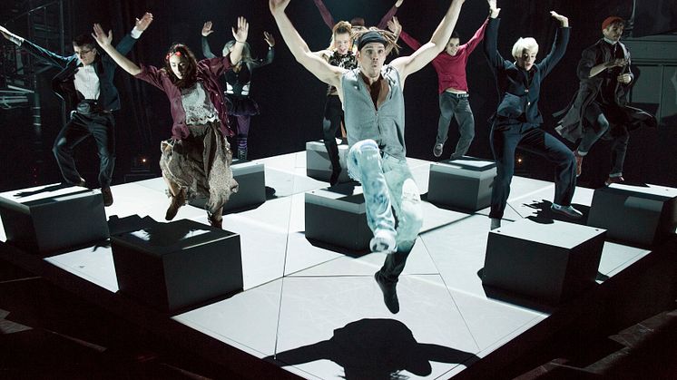 Premiär för Fredrik Benke Rydmans nya dansföreställning "Stop. Play. Rewind." 