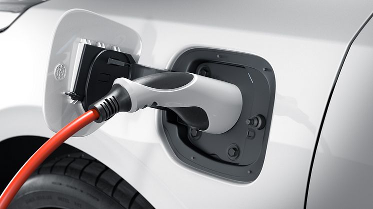 kia_ceed_sw_phev_my20_charging_port_16140_96181