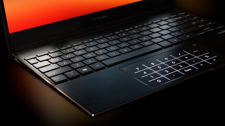 ASUS ZenBook Flip S (UX371) - (5)