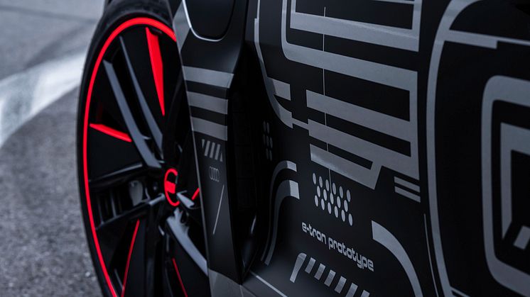 Audi e-tron GT concept (camouflage)