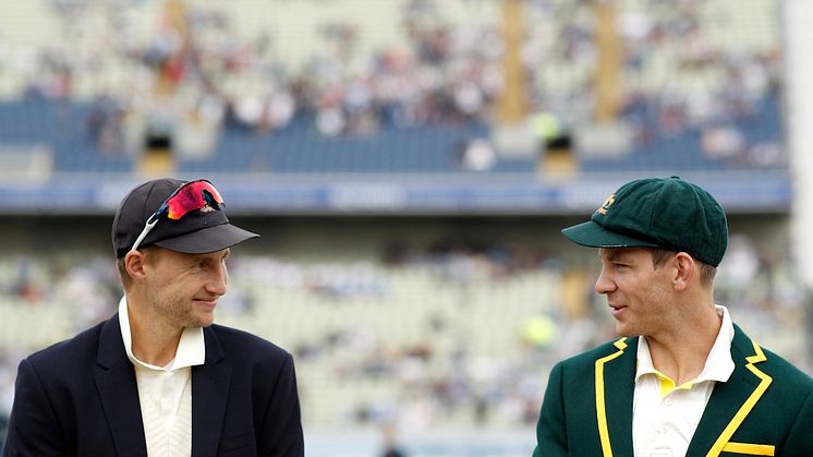 England Test captain Joe Root (left) and Australia Test captain Tim Paine. (Getty Images)