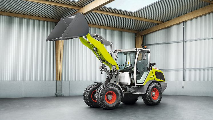 More performance and a new entry-level model for compact TORION agricultural wheel loaders from CLAAS