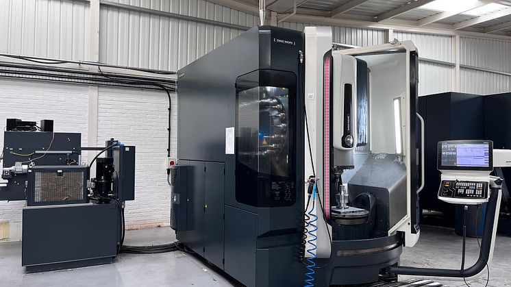 4 DMG MORI DMU 65 monoBLOCK 5-Axis Machining Centre