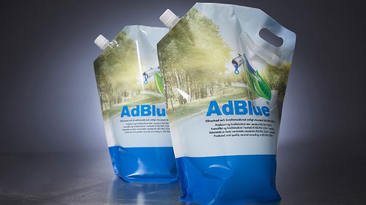 AdBlue® från Arom-dekor Kemi i 4 l påse.