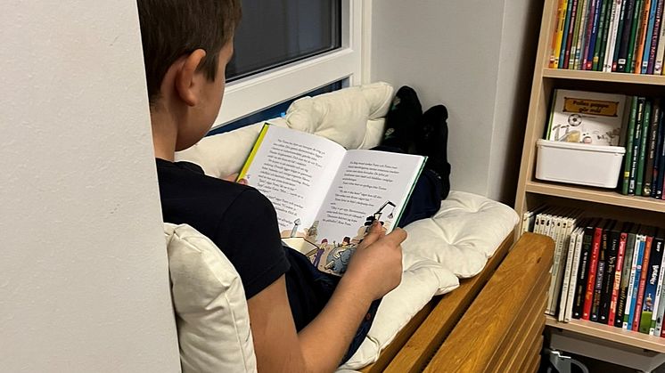 Kreativ läsning gav klass 2C på Nyvångskolan i Löddeköpinge utmärkelsen Årets läsklass 2022. Foto: Kävlinge kommun