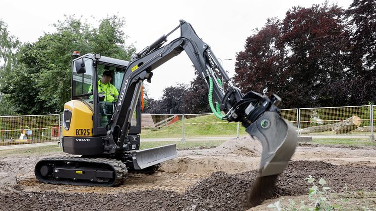 Volvo ECR25 Electric