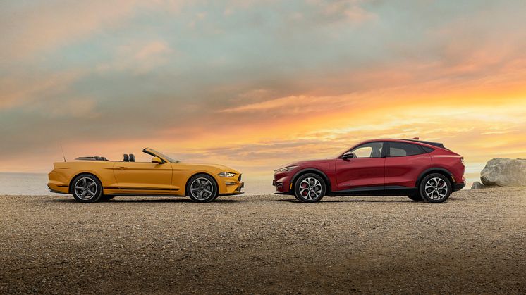 2022_MUSTANG_CALIFORNIA_23.jpg