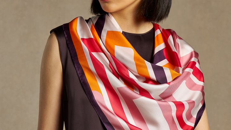RR_Collection_AT_Scarf_190225_02.jpg