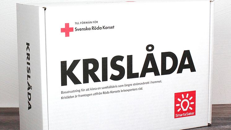 Krislådan innehåller basutrustning för att klara en samhällskris som ett längre strömavbrott.