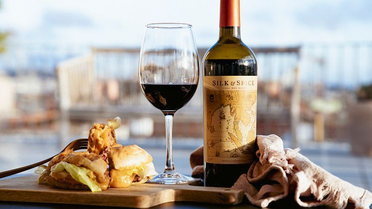 Silk & Spice Red Blend – Ett vin värt att upptäcka!