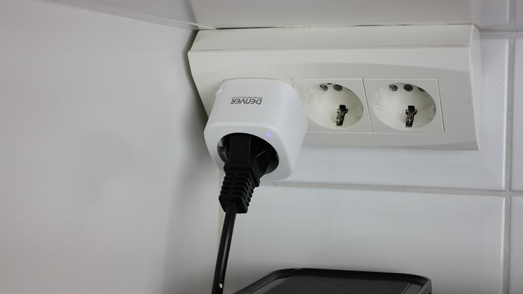 Fjärrstyrd strömbrytare med WiFi-smartasaker-.JPG