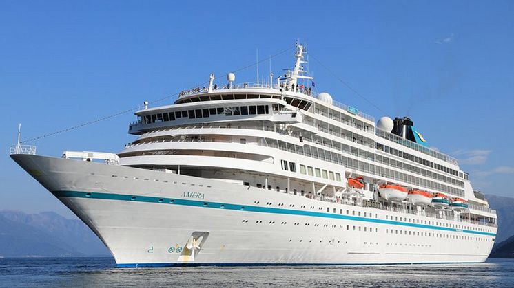 Rederiet Phoenix Reisens fartyg MS Amera angör Härnösands hamn den 1 juli.