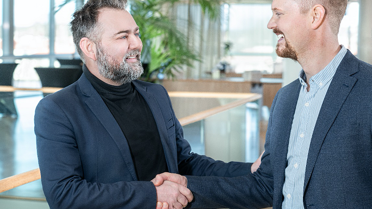 Structor Projektpartner Värmland växer. Från vänster; Erik Carlson, vd och Patrick Alsterborn. Foto: Structor