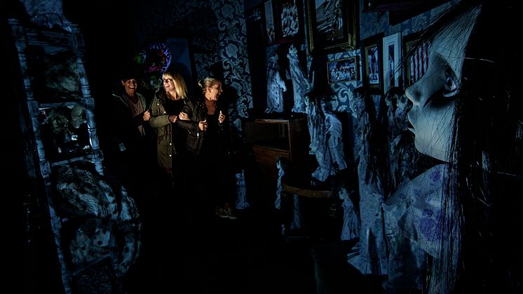 Nytt skräckhus under Halloween på Liseberg: Dockkabinettet