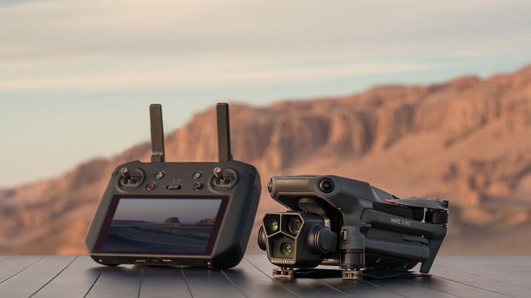 Mavic 3 Pro RC Pro lifestyle 2