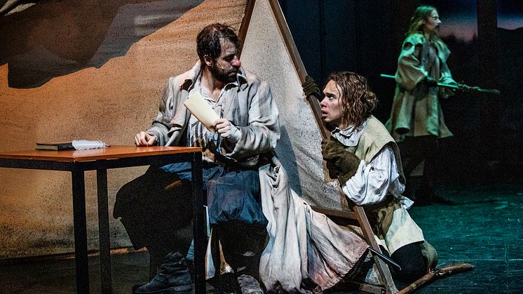 Cyrano_Press_EMP_8780