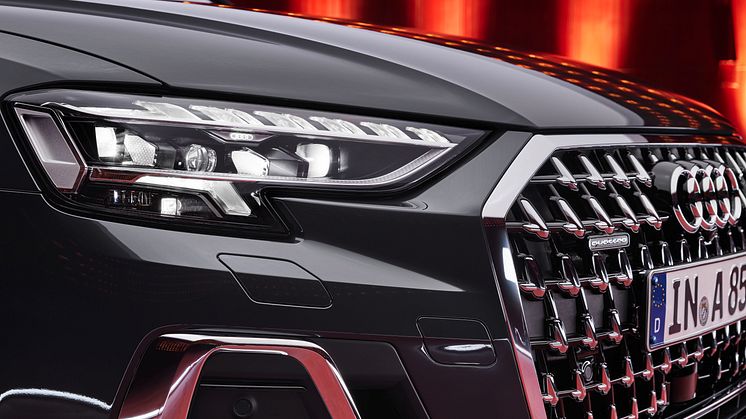 Audi A8 med digitale Matrix LED-forlygter