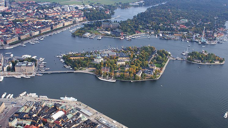 Saltsjön sedd från helikopter. Foto: Jan Ainali, https://commons.wikimedia.org/wiki/File:Saltsjön_flygfoto.JPG