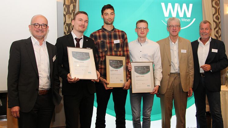 Stolz und Freude (v. l.):Andreas Speith, Geschäftsführer bei WW, Michael Rene Schacht, Till Piepenbrock, Jonas Hölscher, Prof. Dr.-ing. Joachim Böcker und Ulrich Meyer, Jurysprecher.