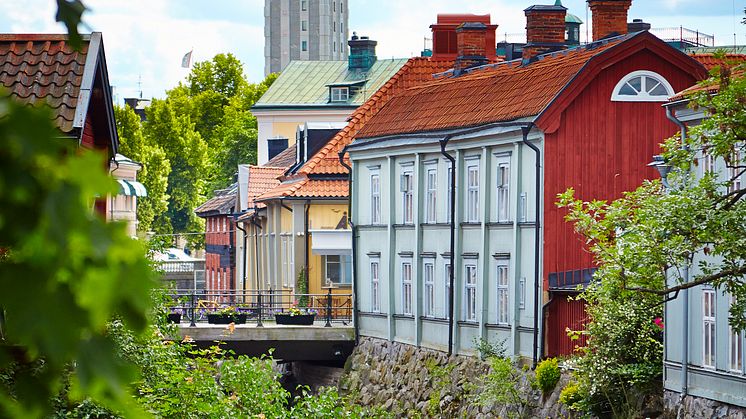 Bostads AB Mimer renoverar Västerås mest fotograferade vy - Vy över Svartån