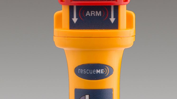 The Ocean Signal rescueME MOB1 with AIS and DSC