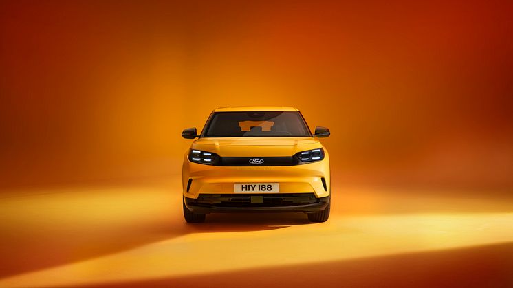 2024Ford_ElectricCapri_01.jpg