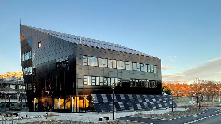 ZEB-laboratoriet har skapats av NTNU och SINTEF i samarbete med Veidekke och LINK Arkitektur.