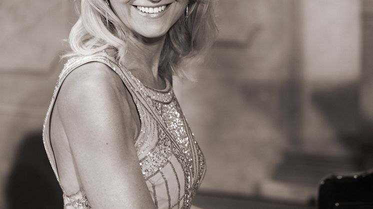 Carina E Nilsson