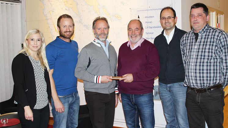 Pressbild. Lindbäcks och Weinmann tecknar avtal för leverans av ny produktionslinje för väggtillverkning. 