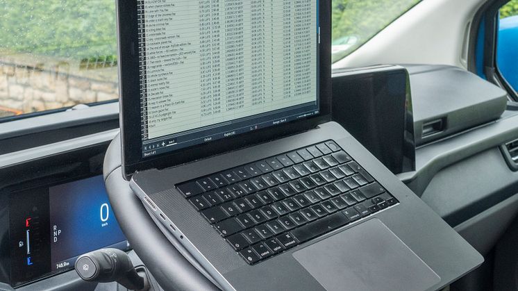 Ford E-Transit Custom (1).jpg