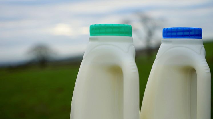 Müller rolls out ‘stealth’ milk caps