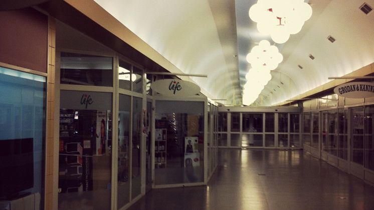 STORA TEATERN: Poste Restante erbjuder en anhöriglinje till Göteborgs närmast sörjande 27 aug - 2 sep