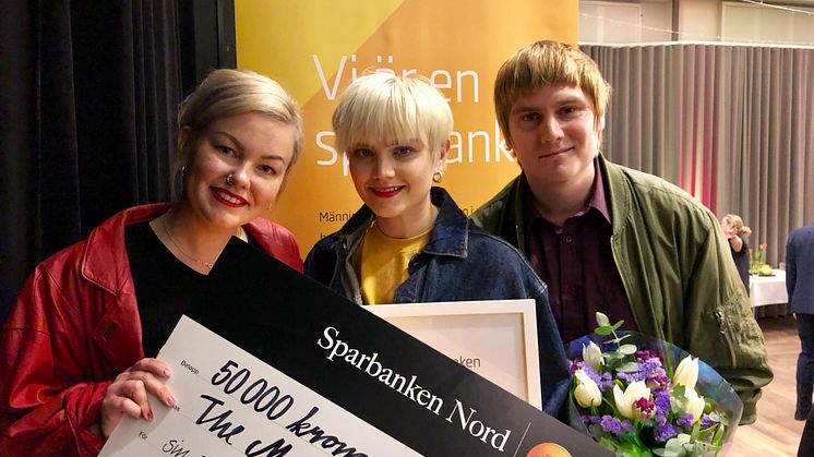 Sanna Kalla, Rebecka Digervall och Thomas Bäcklund Thuneström är glada mottagare av Sparbanken Nords Kulturpris.