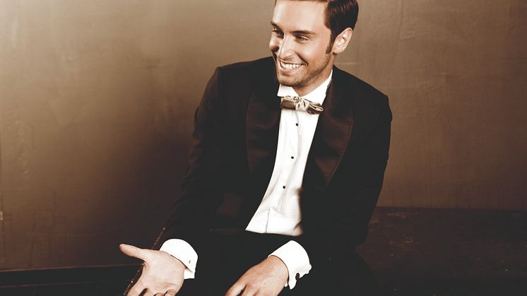 Måns Zelmerlöw pressbild 2