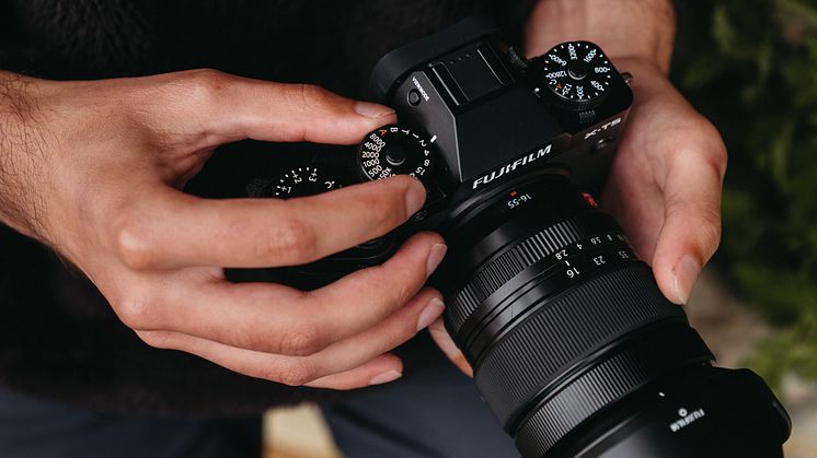 XF16-55mm-II_withpeople_02.jpg