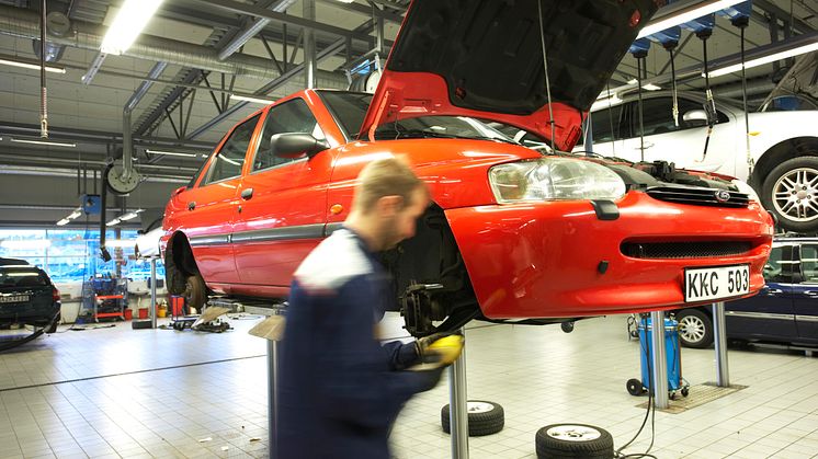 FORD INFÖR PRISGARANTI PÅ SERVICE OCH REPARATIONSARBETEN