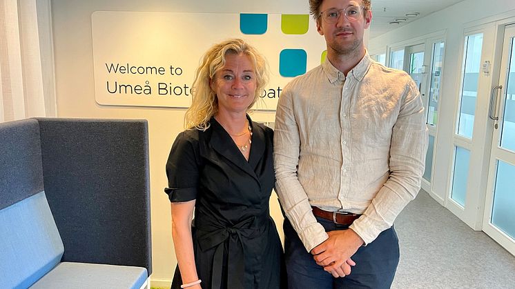 Pernilla Isberg, Director Operations, AZ BioVentureHub på AstraZeneca, med UBI:s affärscoach Tobias Tovedal. UBI har varit en del av mentorskapsprogrammet sedan 2018 och många projekt har fått konstruktiv och värdefull feedback. 