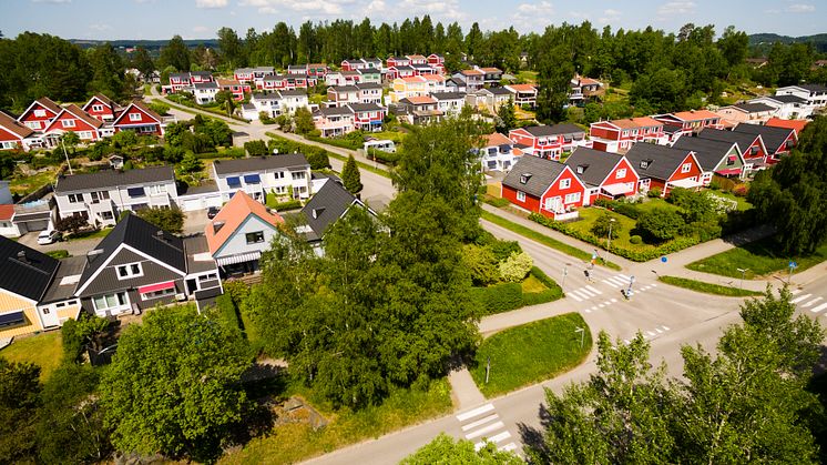 8 av 10 villaägare oroar sig för höga elpriser