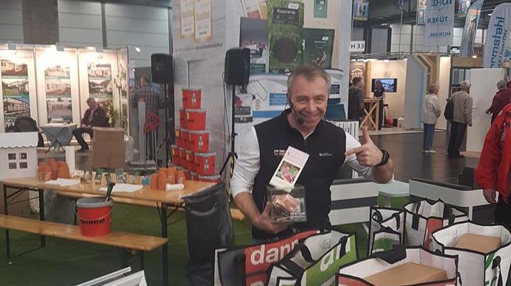 Toom Baumarkt sammelt erneut für Bärenherz: Spendenaktion auf der Messe Haus-Garten-Freizeit