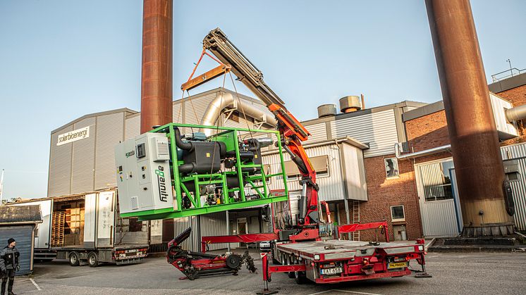 Leverans av ORC-turbin till Solör Bioenergis fjärrvärmeanläggning i Svenljunga. Fotograf: Fredrik Malmlund