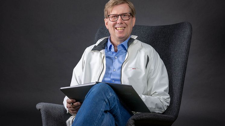Ordspråkssamlaren Göran Cronwall debuterar med boken "Tänkvärt"