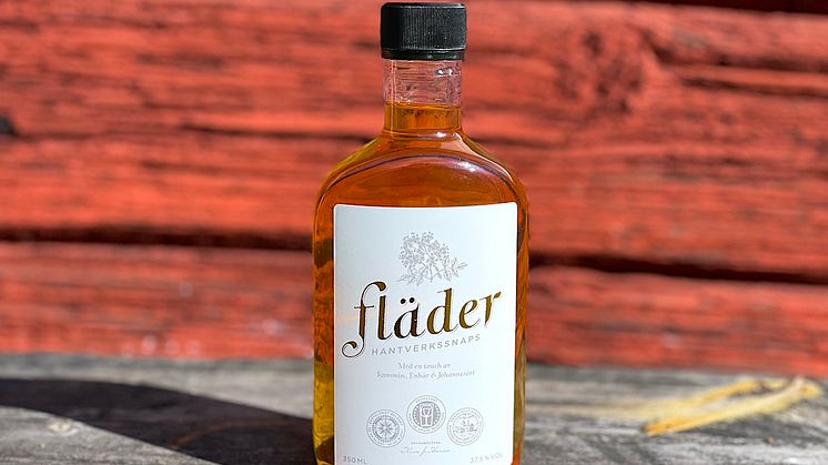 moestue-flader-trapp-bank-bred-foto-malin-turunen-bred-mnd