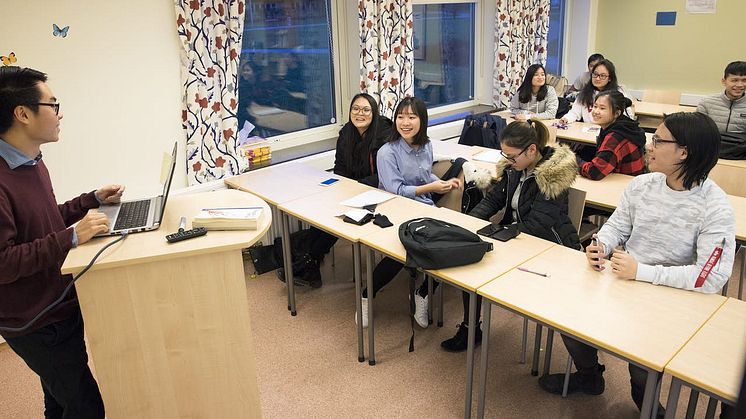 Här undervisas i 40 olika språk
