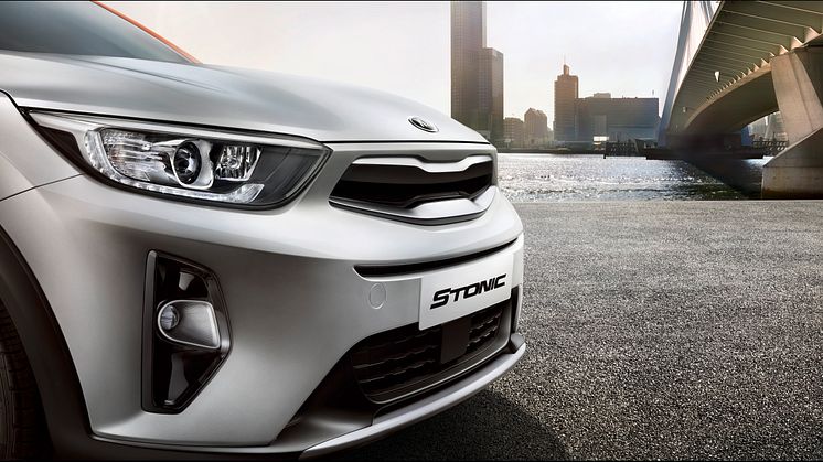 08_Stonic_Headlamp